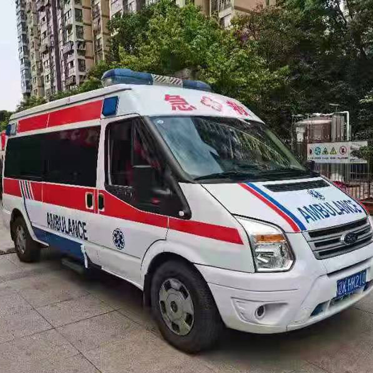 鼎城长途救护车护送病人返乡
